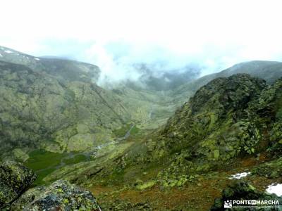 Laguna Grande-Sierra de Gredos; serra de estrela que visitar en la sierra de madrid parque natural g